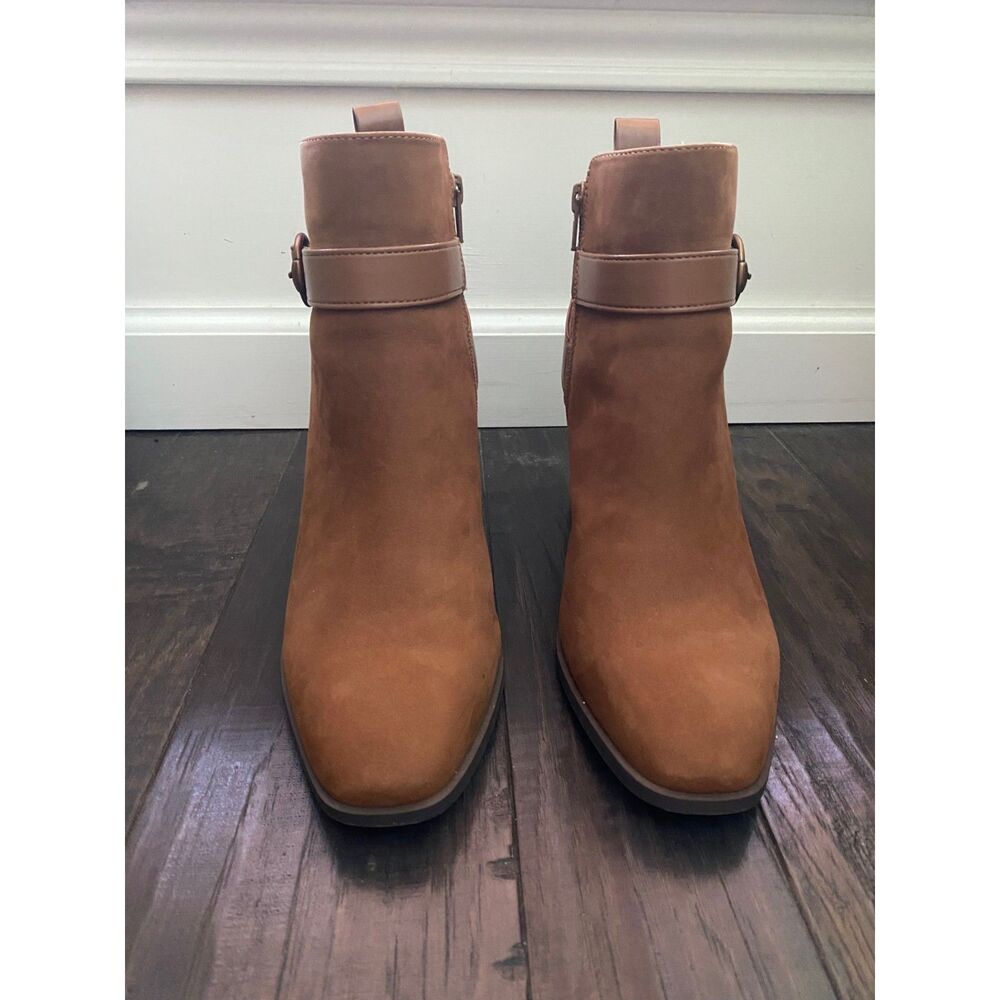 EUC Vionic Tenley Water Resistant Saddle Suede Buckle Ankle Boots 40 / 8.5